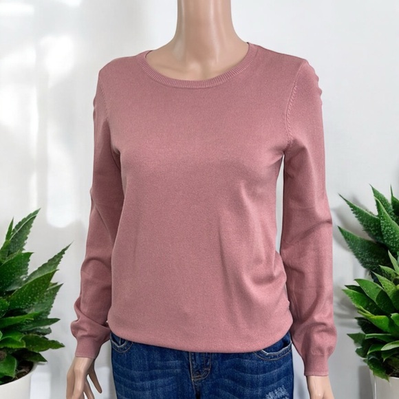 H&M Basics Dusty Rose Crewneck Pullover Sweater - Picture 5 of 16